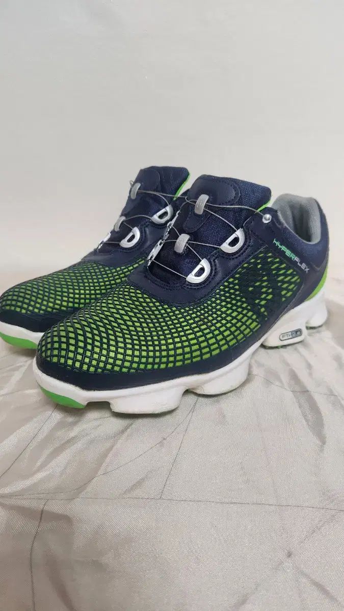 輝かしい フットジョイ ゴルフシューズ Hyperflex ネイビー|グリーン 無料配送