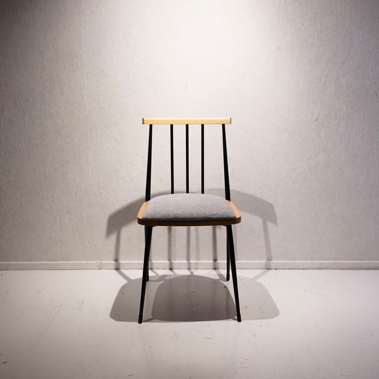 Bello select ダイニングチェア アームレス チェア 椅子 ファブリック  