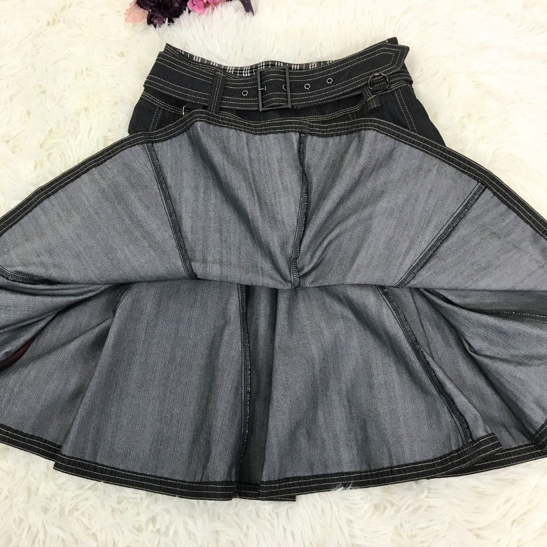 美品 バーバリーブラックレーベル デニムスカート 36インチ 美品 BURBERRY BLACK LABEL デニムスカート 36 バーバリー