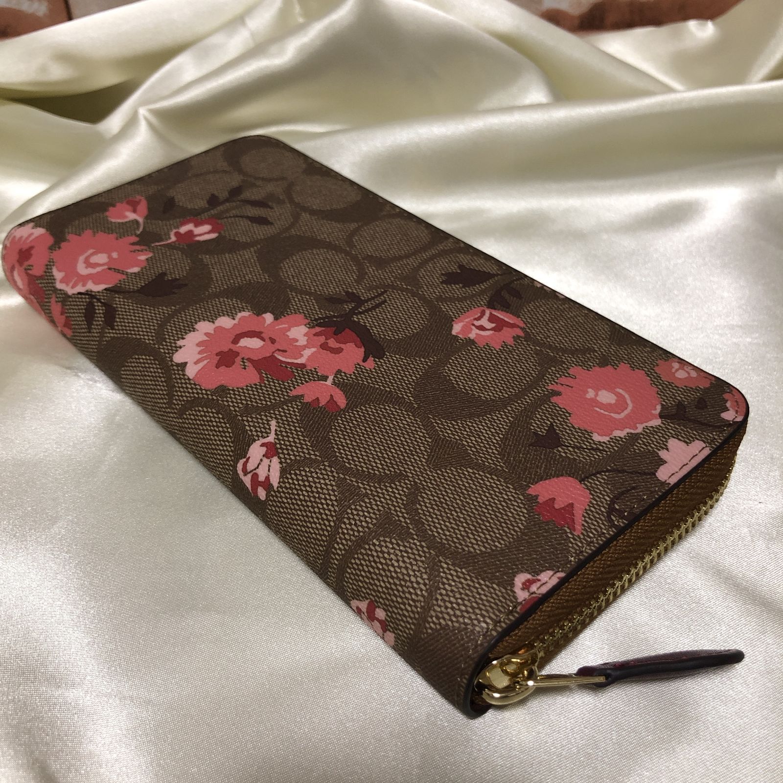 Amazon | [コーチ] COACH 長財布 F78018 カーキ×コーラルマルチ