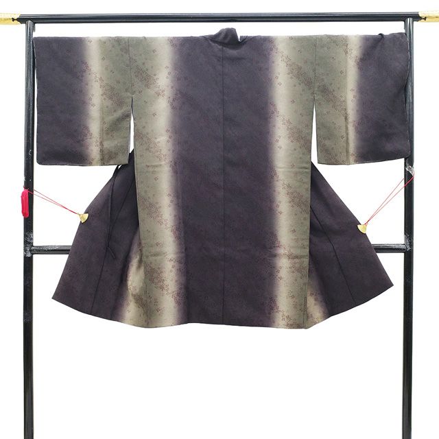 新古品 道中着 コート 正絹 袷 似せ紫色 柳茶色 ぼかし 手ぼかし染 小花 フォーマル ~ カジュアル 春 秋 冬 道中着コート 濃茶紫 濃抹茶 上質 仕立て上がり 身丈107 裄丈70 Lサイズ ハオリモノ みやがわ sb16381