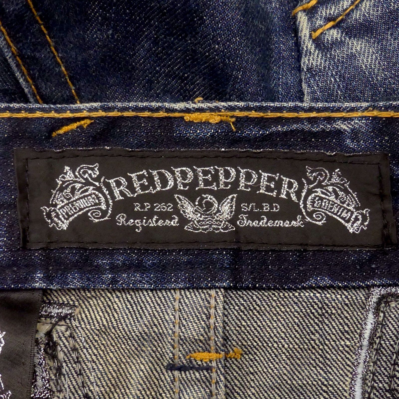 RED PEPPER ダメージ加工 スリムフィットジーンズ 32インチ RED PEPPER ダメージ加工 スリムフィットジーンズ 32インチ