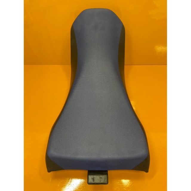 70347 中古 HONDA ホンダ CRF1100L SD10 シート 黒 青 CRF1000L