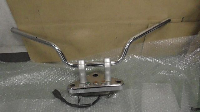 マグナ50 AC13 の ハンドル トップブリッジ 1760061838