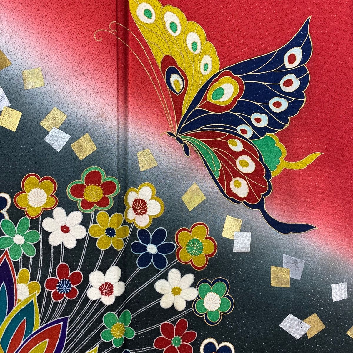 美品★正絹振袖8点フルセット★金銀彩・銀通し・舞蝶花紋様 正統派古典 黒/赤 椿柄 シンプル かっこいい 大人っぽい振袖