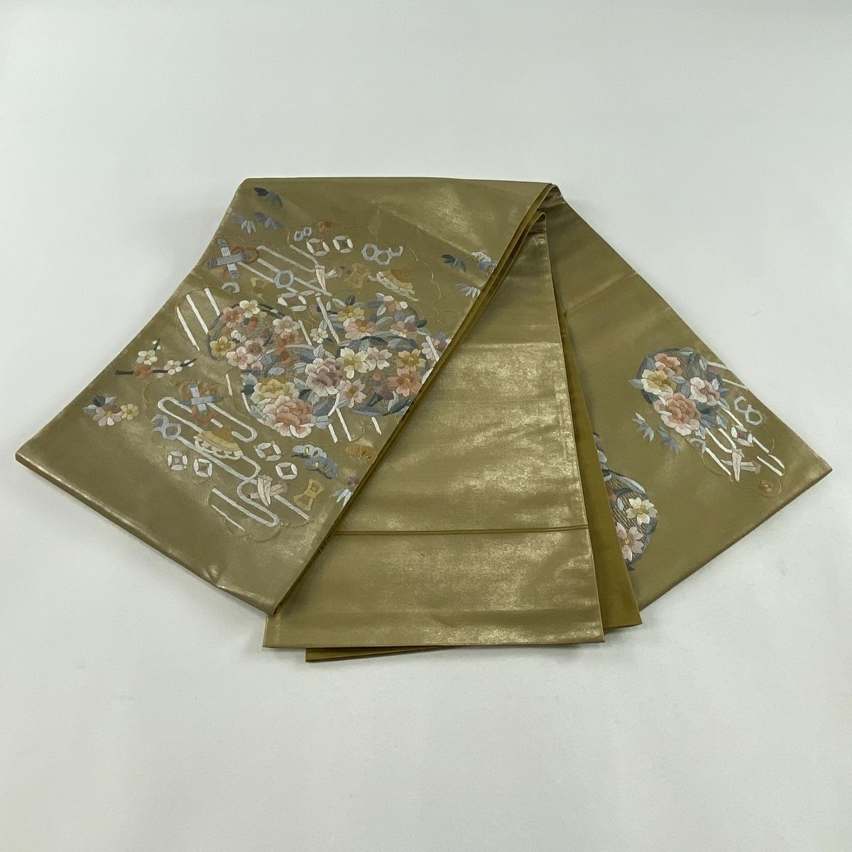 袋帯 美品 秀品 花丸文 宝尽くし 刺繍 金糸 灰茶 お太鼓柄 正絹