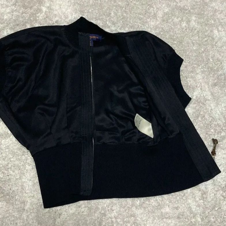 ルイヴィトン LOUIS VUITTON ブルゾン サイズ34 S レディース FMOW30HX4 黒×シルバー 値下げ 20240405 LOUIS VUITTON コットンジャケット 34サイズ LOUIS VUITTON ルイ