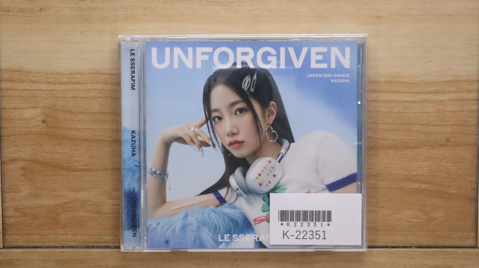 LE SSERAFIM - （期間限定値下げ）KAZUHAカード＋LE SSERAFIM アルバム jp.ktown4u.com : LE SSERAFIM - シングルアルバム 4集