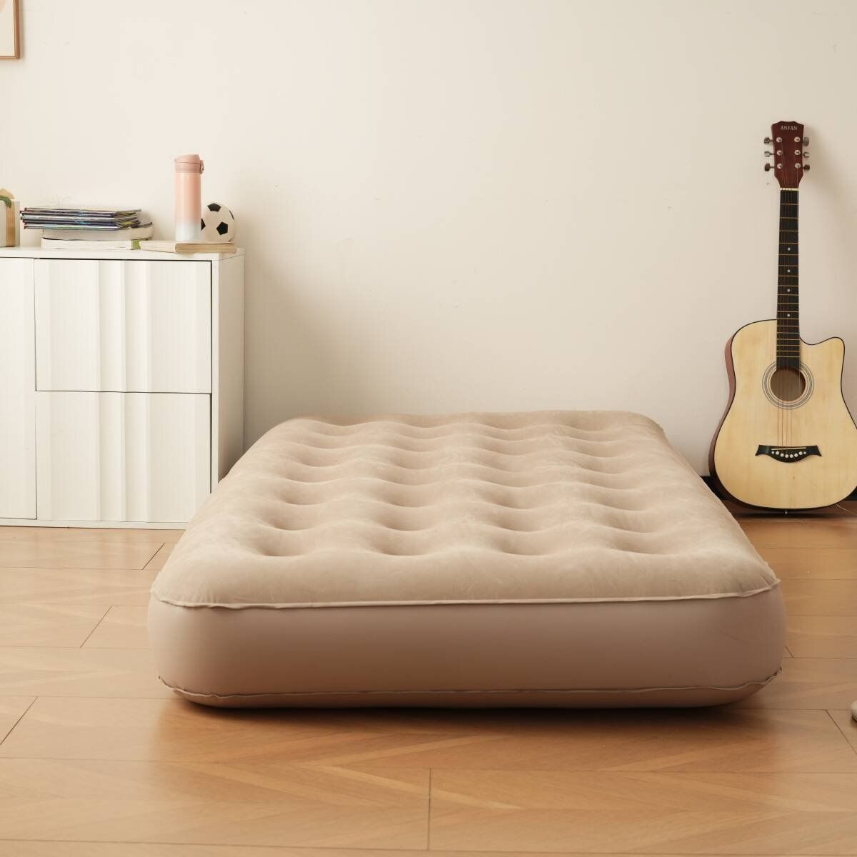 全国一律送料無料で お届け. ベージュ 防災対策用にも! エアーベッド電動 シングルサイズ 190 90 25厚さcm 空気ベッド キャンプマット インフレーターマットWP 1017