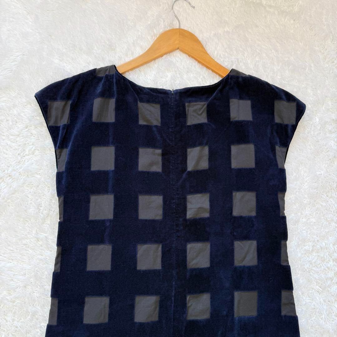 グレー シンプル