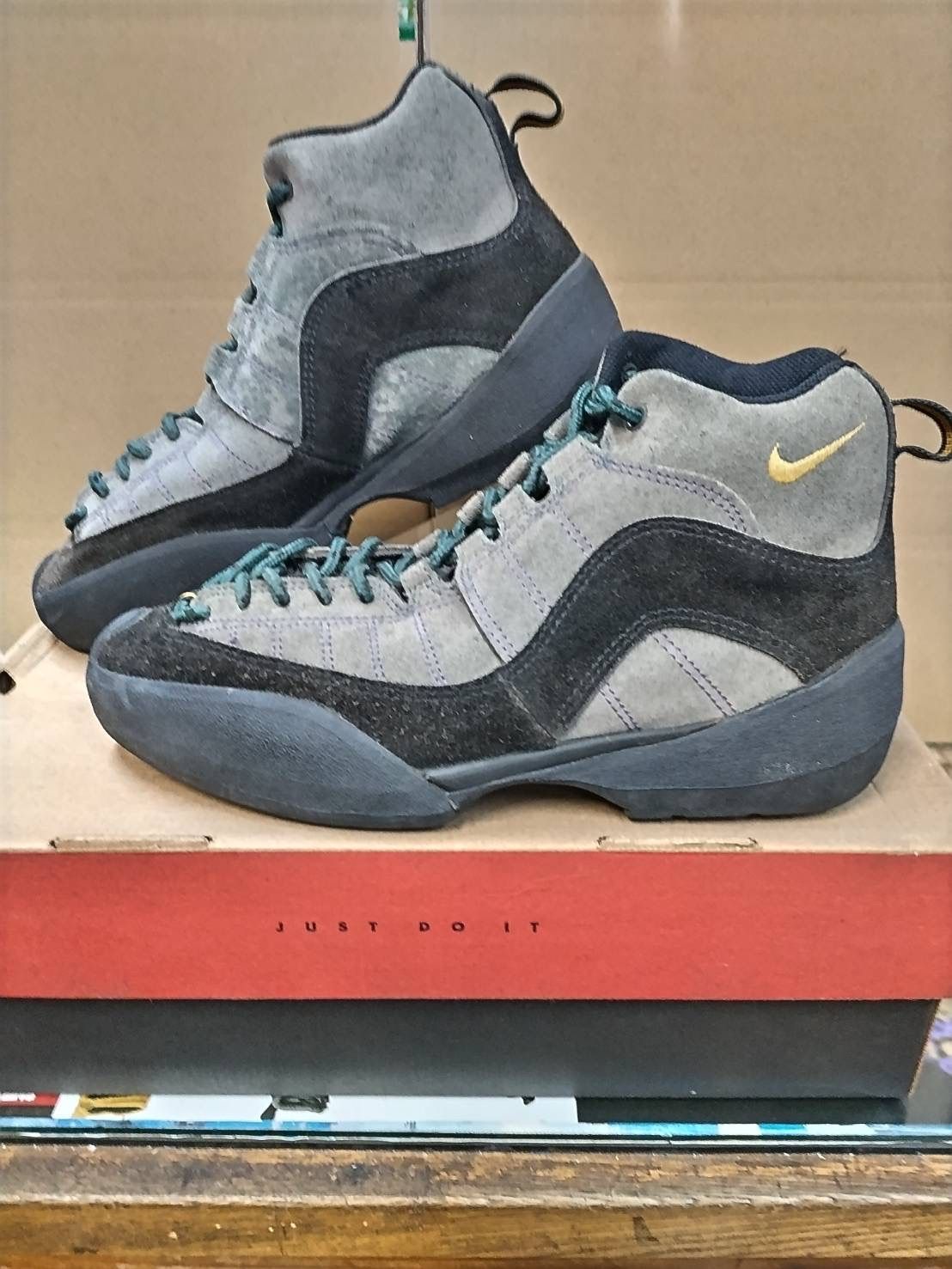 ②【人気ACG！】NIKE ACG AIR LAVA DOME 2002【175086-071】US10.5 未