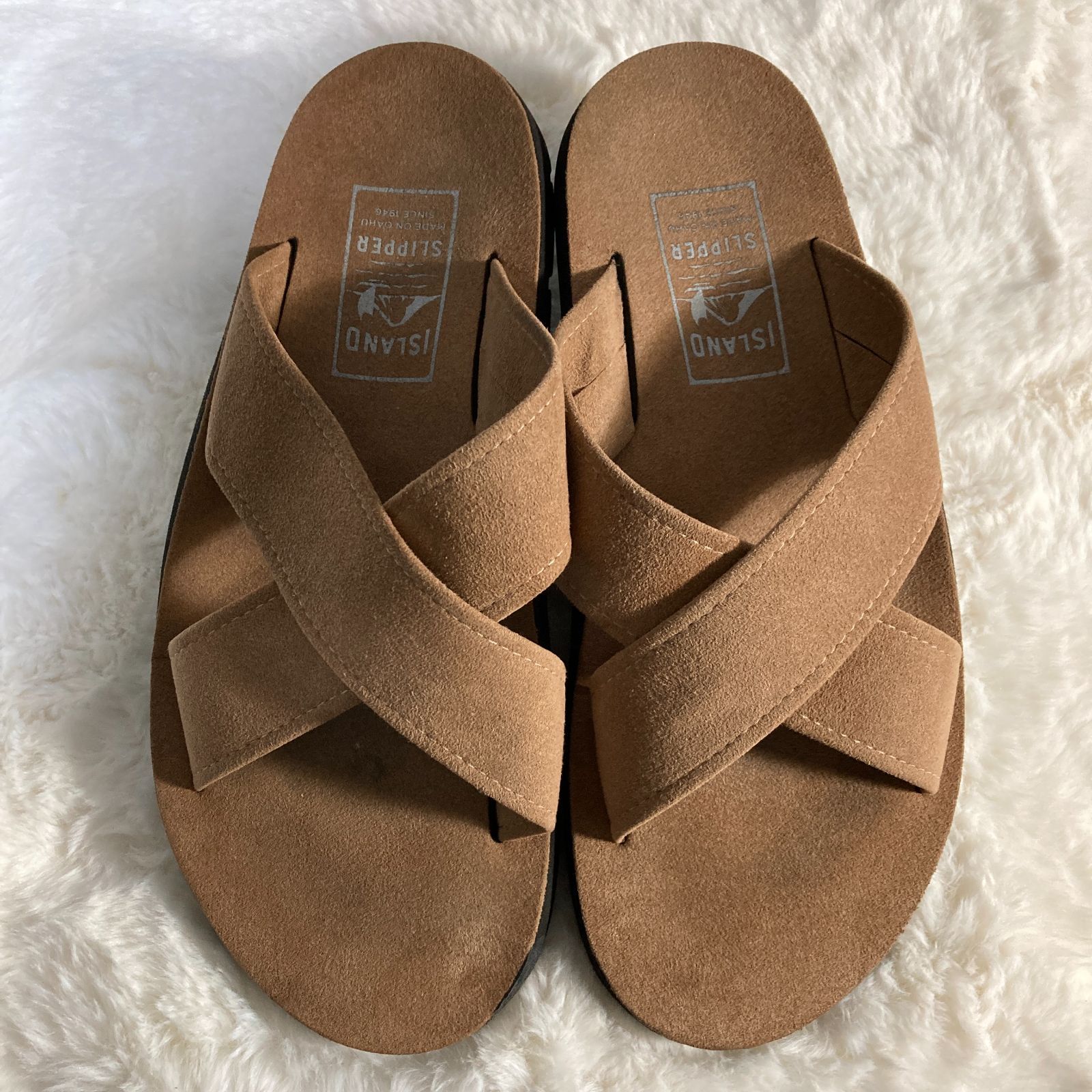 アイランドスリッパ　９　クロスストラップ　サンダル　スウェード　レザー アイランドスリッパ クロスストラップ サンダル スウェード