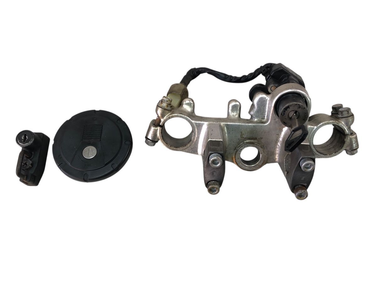 kawasaki スーパーシェルパ KL250G トップブリッジ キーセット シリンダー タンクキャップ 交換 補修にも 2761-M6331