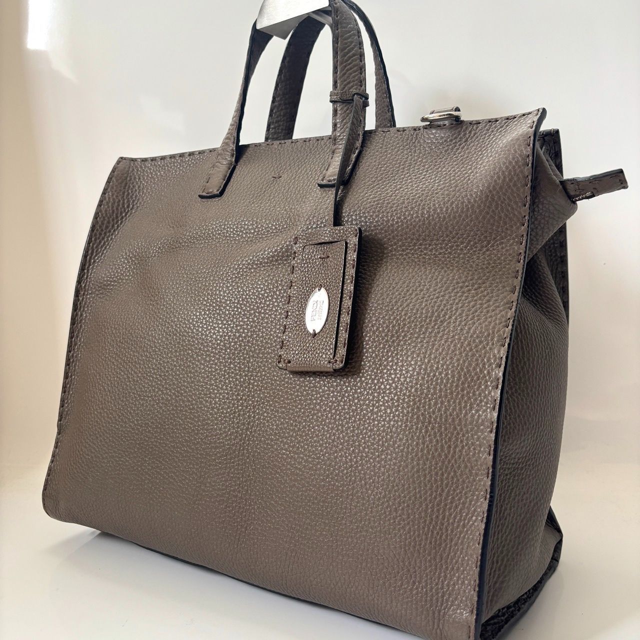 極上希品 FENDI フェンディ セレリア トートバッグ ビジネス 極上希品 FENDI フェンディ セレリア トートバッグ ビジネス