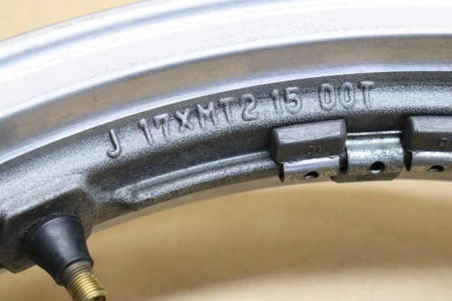 フロントホイール