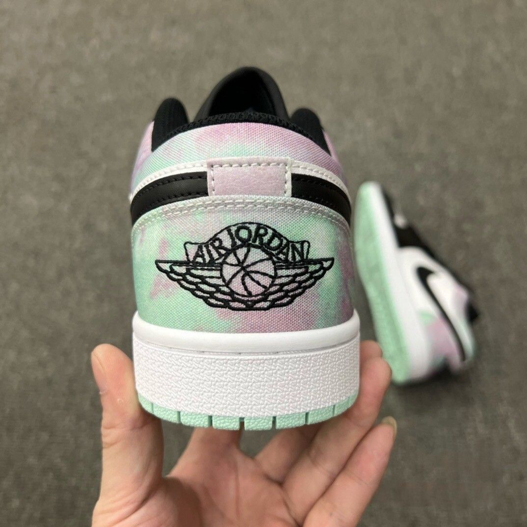 【JORDAN】AIR JORDAN 1 MM LOW 男女兼用スニーカー お値下げしました??即購入?? NIKE Air Jordan 1 Low AJ1