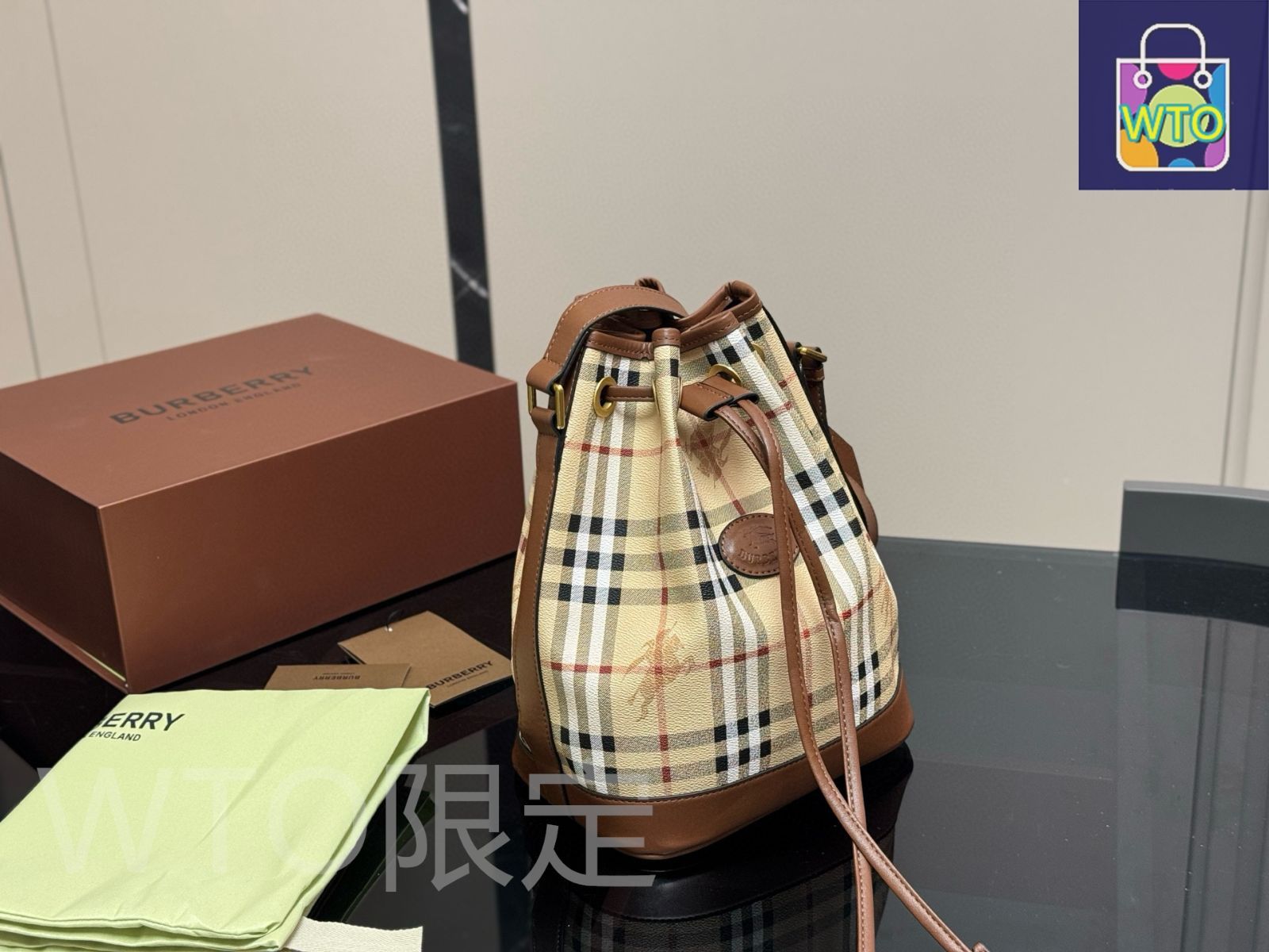 今日特価】Burberry バーバリー バケットバッグ マルチカラー