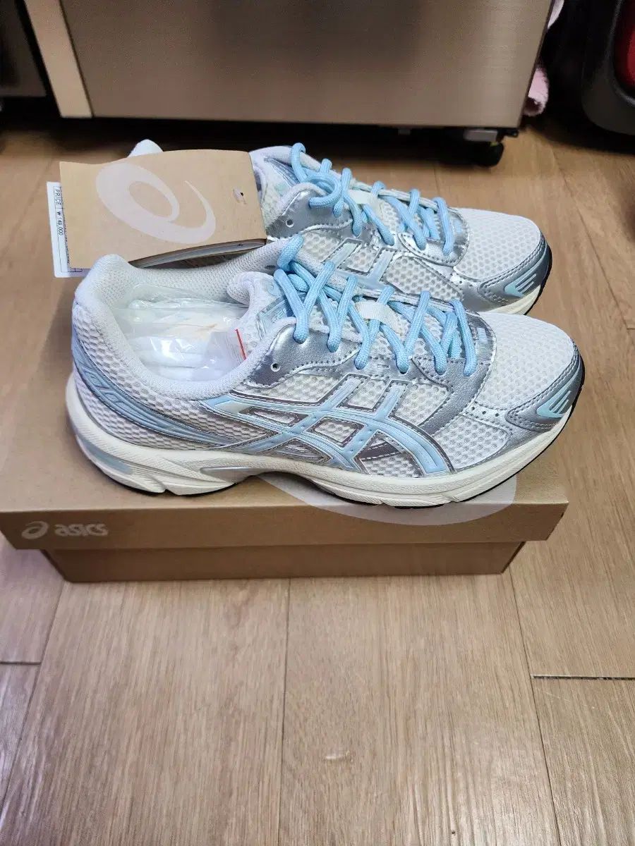 240 Asics アシックス x キス ゲル 1130 クリーム スターライト ブルー