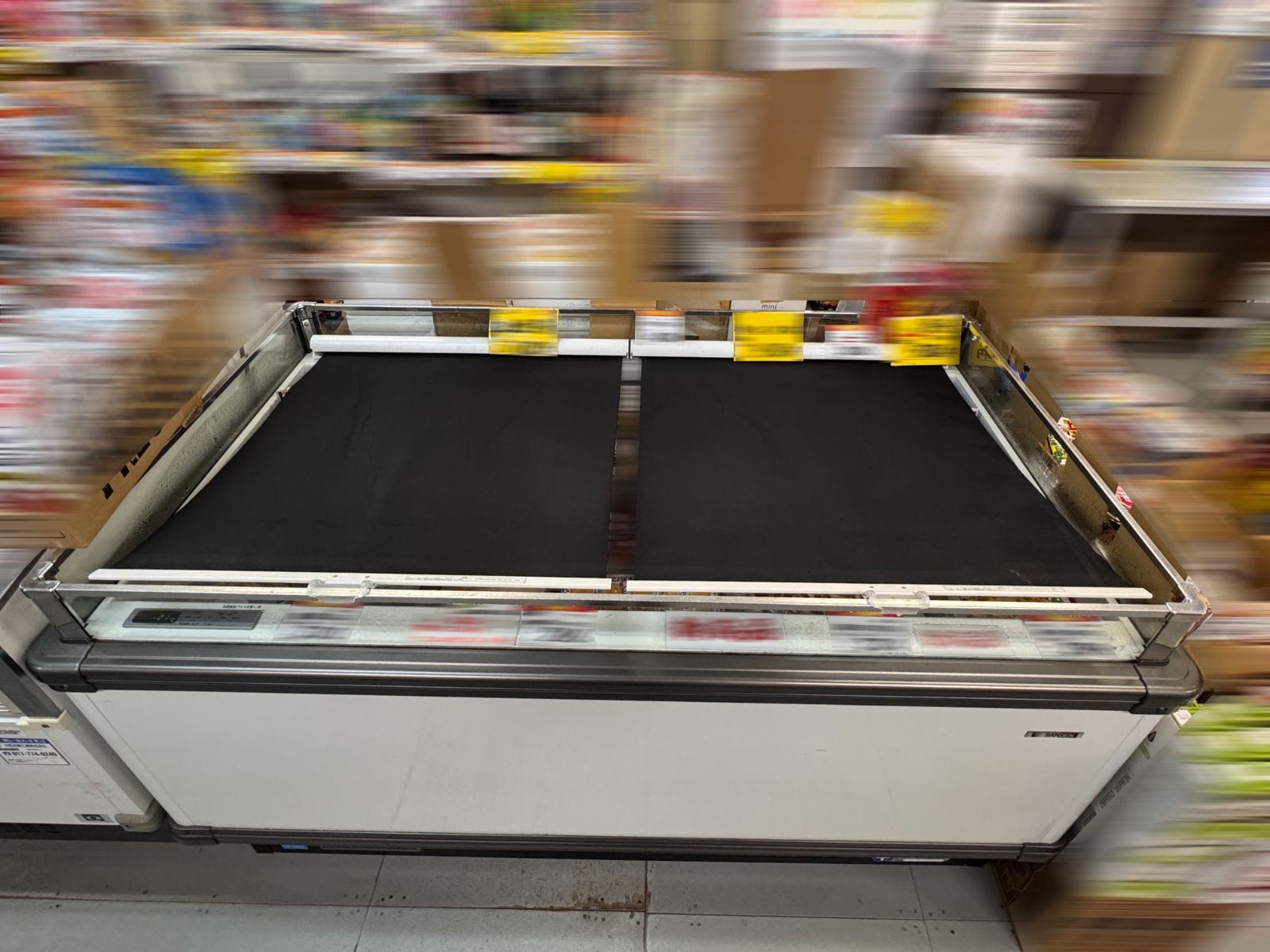 キロメロ 8907 モンマルトルの休日 直筆サイン入り キロメロ 8907