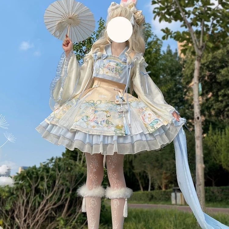 お出かけにもぴったり！クラシカルなロリータワンピース