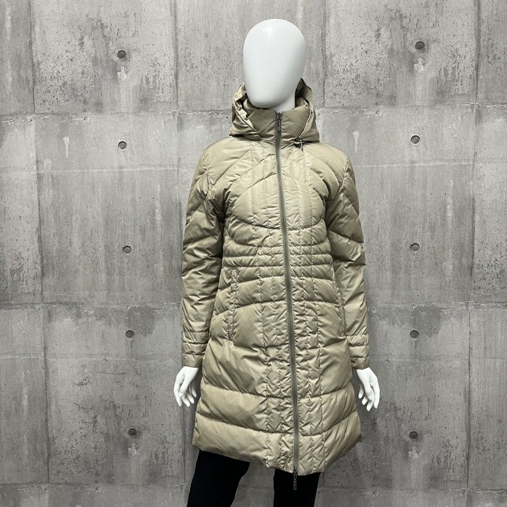 値下げ！MONCLER モンクレール MONTANA ベージュ サイズ0-