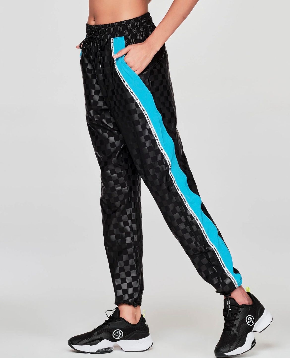 Zumba Coastal Club Track Pants 正規品 ズンバ ZUMBA メルカリ
