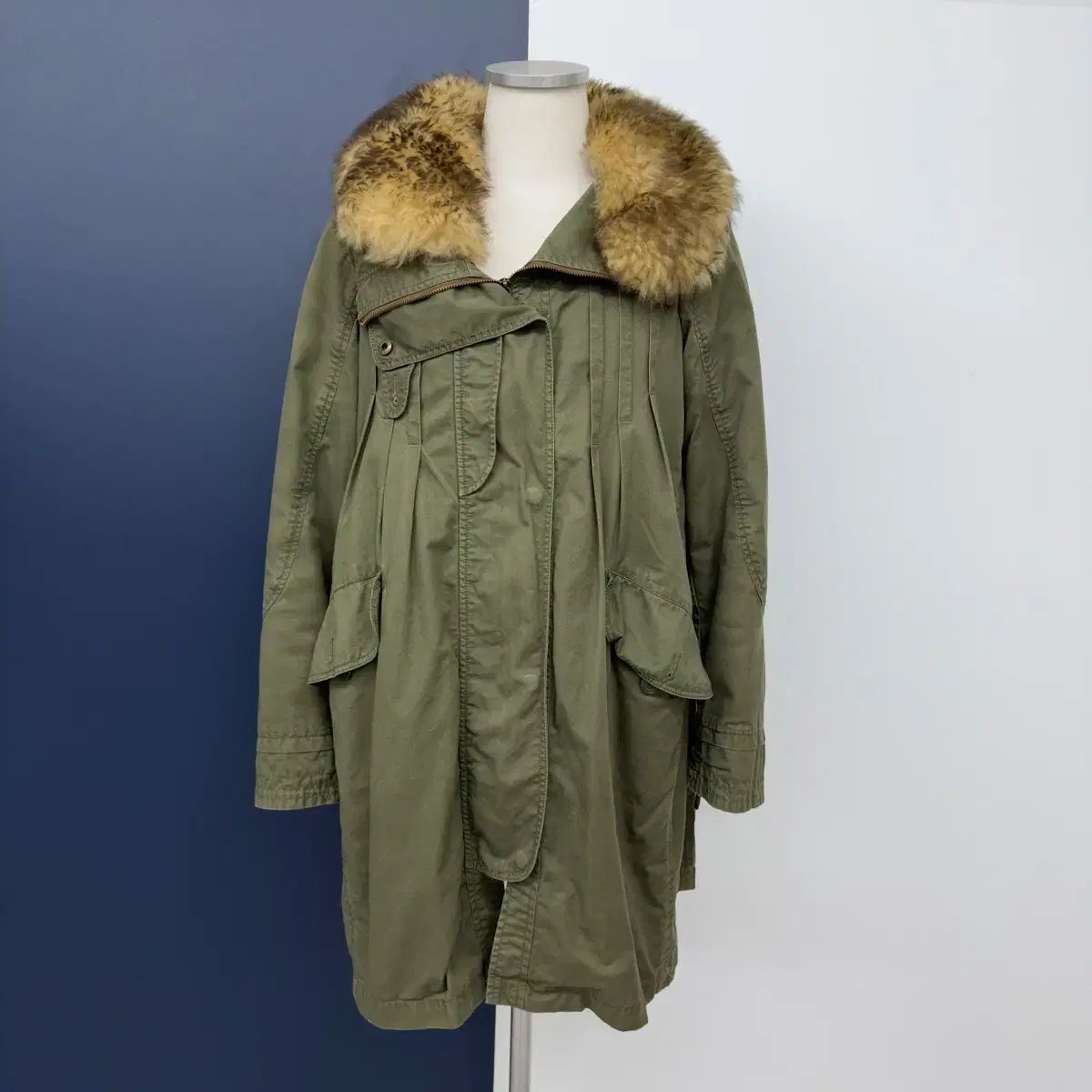 B ー 381 THURSDAY ISLAND Thursday Island サースデーアイランド コート