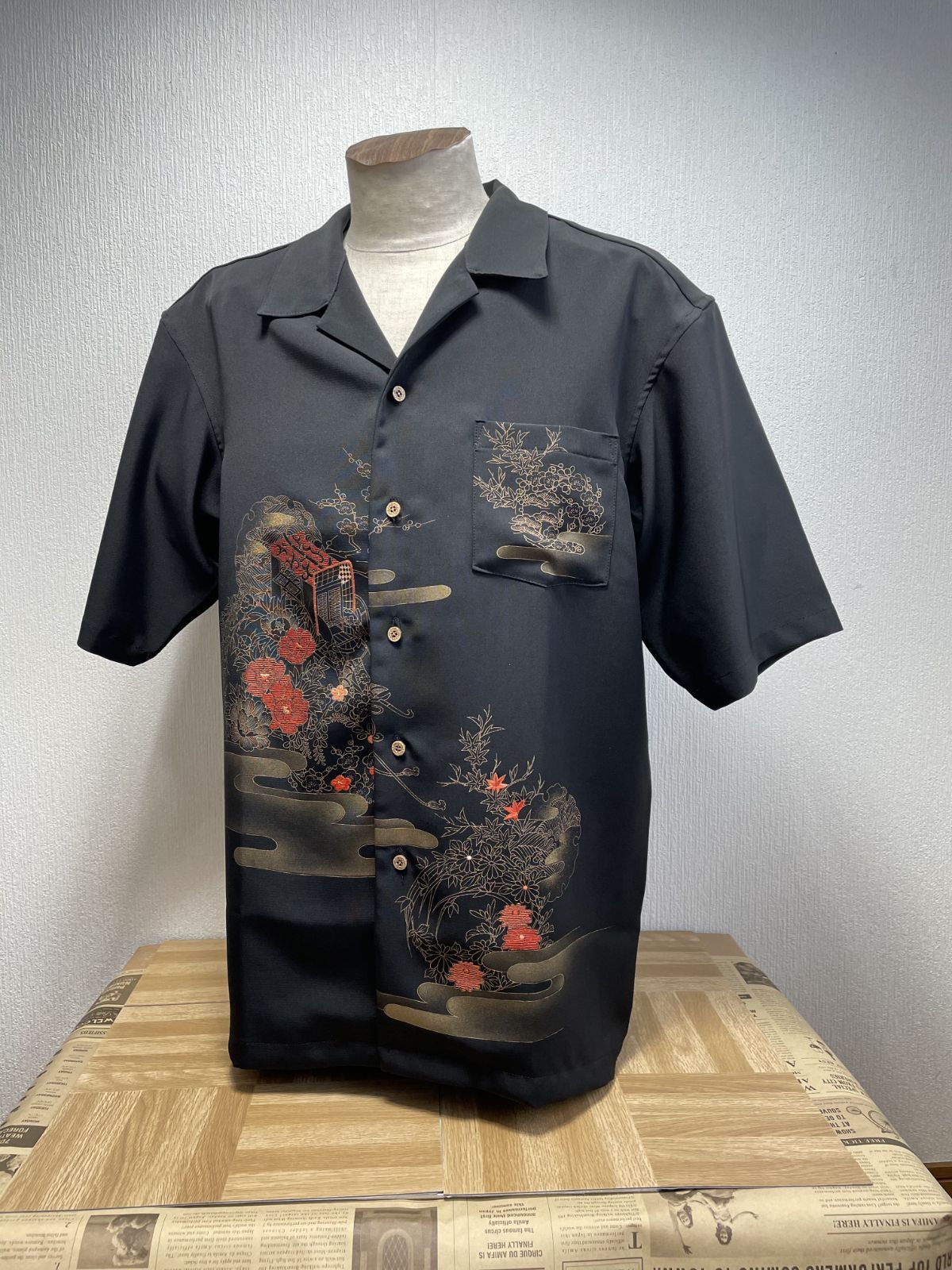 <試作品特価>着物リメイクシャツ（Lサイズ）御所車とお花紅葉の絵羽織-0