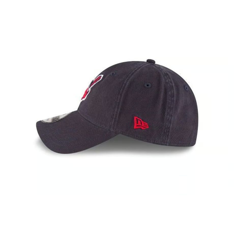 Indians ストラップバックキャップ