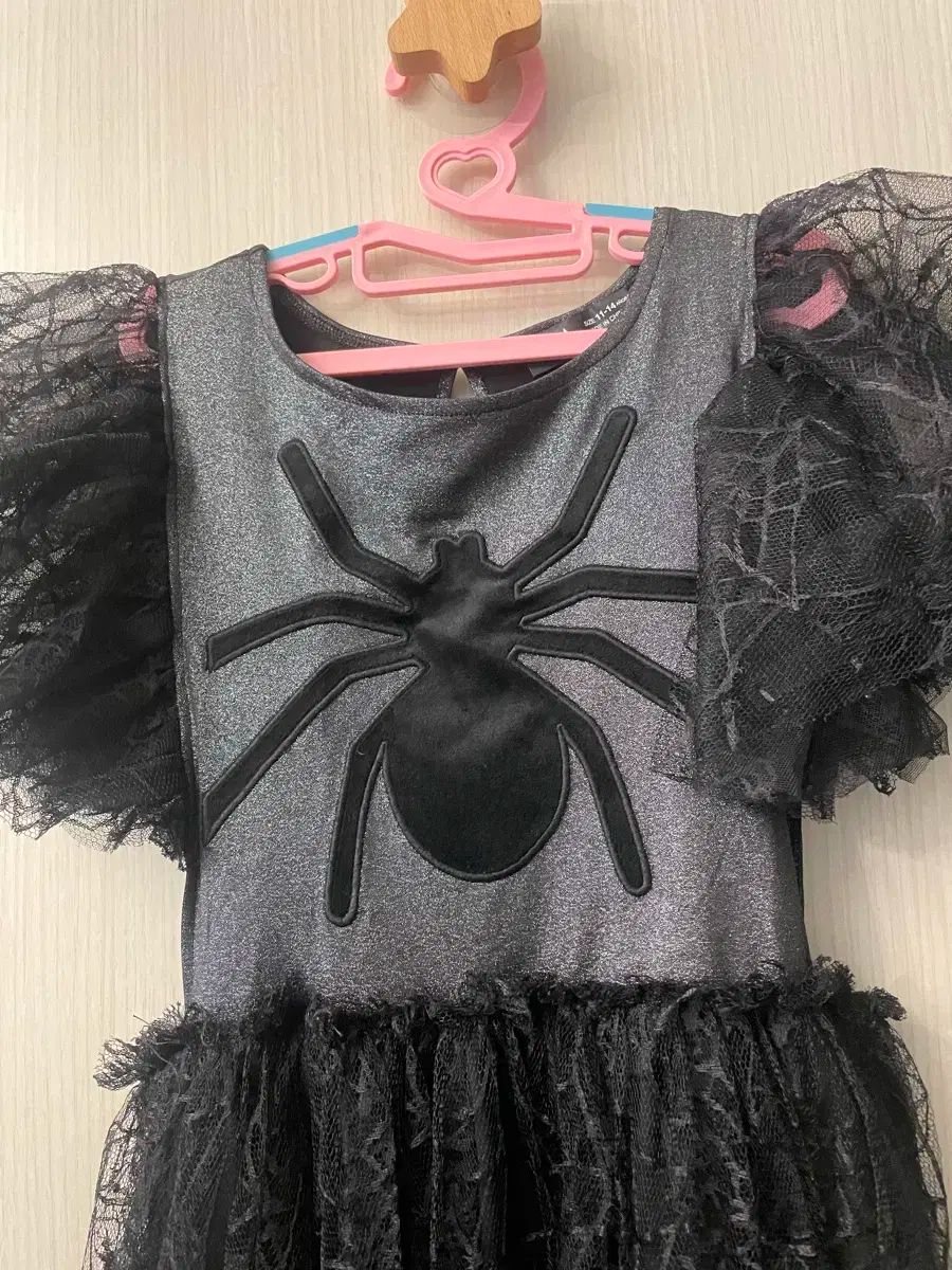 ザラ ハロウィーンの衣装 セット