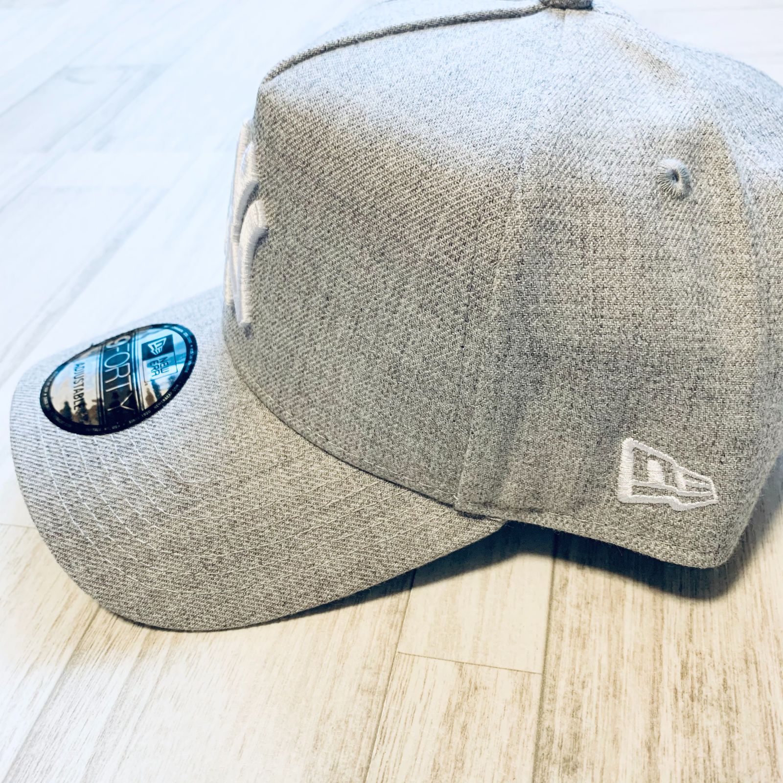 オーストラリア発！ New era NY ヤンキース キャップ グレー - メルカリ