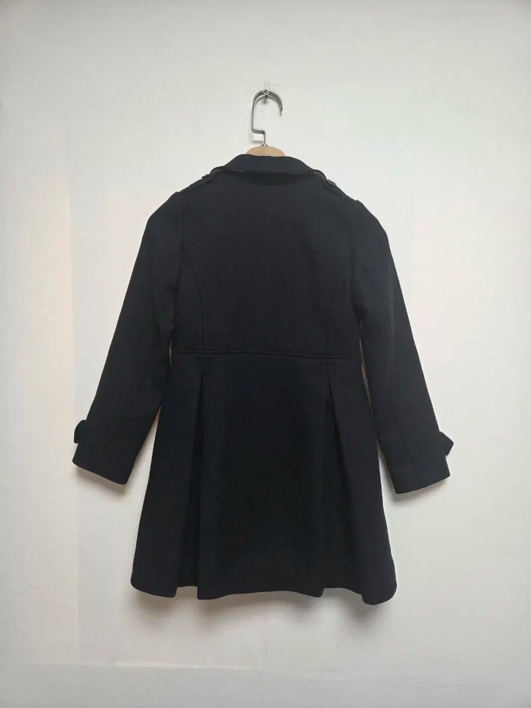 全国送料無料！ バーバリーキッズ 女の子 フ コート ブラック 8Y 激安通販、最大89％OFF!