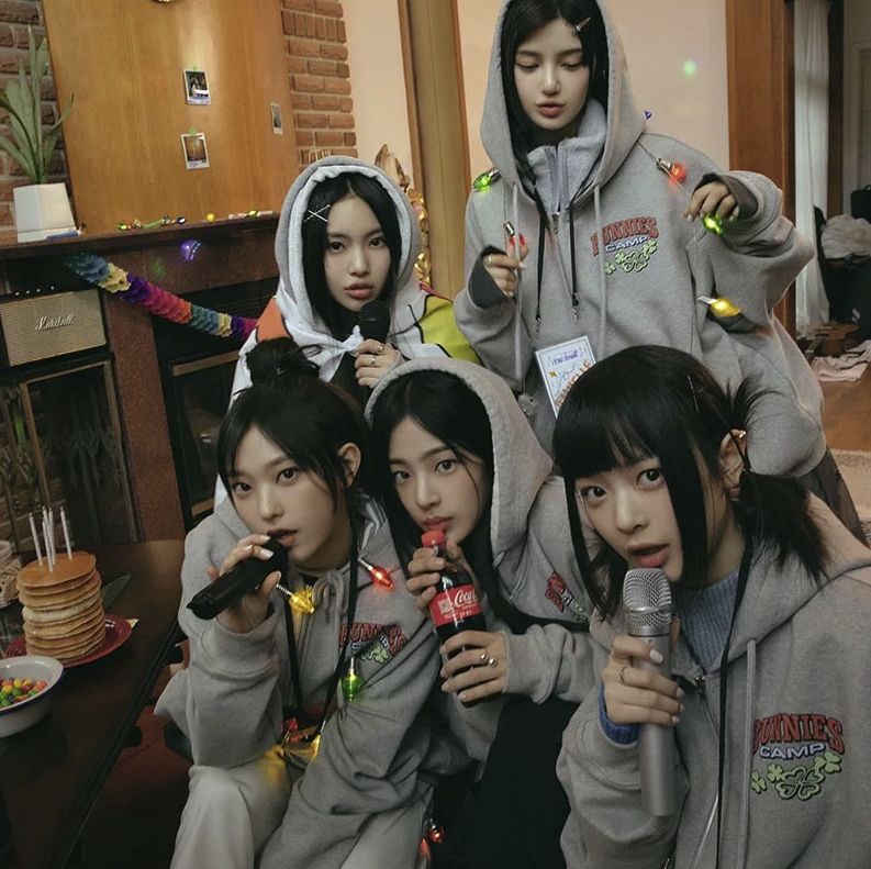 NewJeans ダンス衣装 Bunnies Club 部屋着 寝間着 - メルカリ