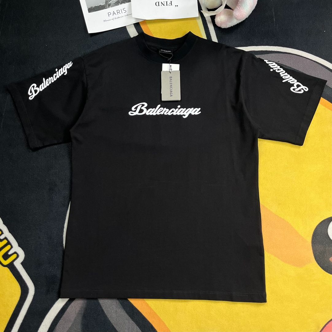BALENCIAGA ロゴ Tシャツ ブラック ウォッシュ加工ヴィンテージ