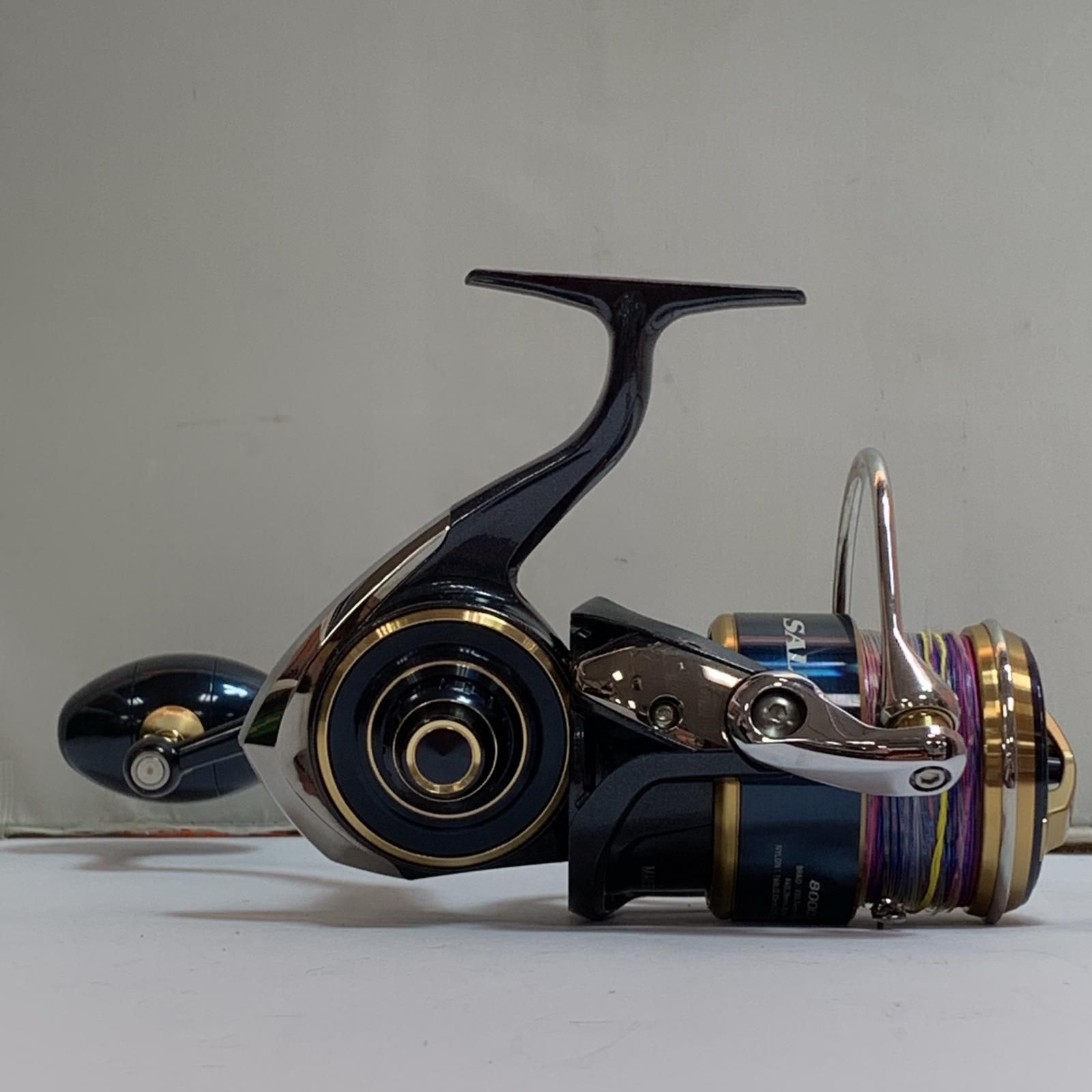 DAIWA - ★★DAIWA ダイワ  20ソルティガ8000H キズ有  スピニングリール　箱、ポーチ付 00065002 DAIWA ダイワ 20ソルティガ8000H キズ有 スピニングリール 箱