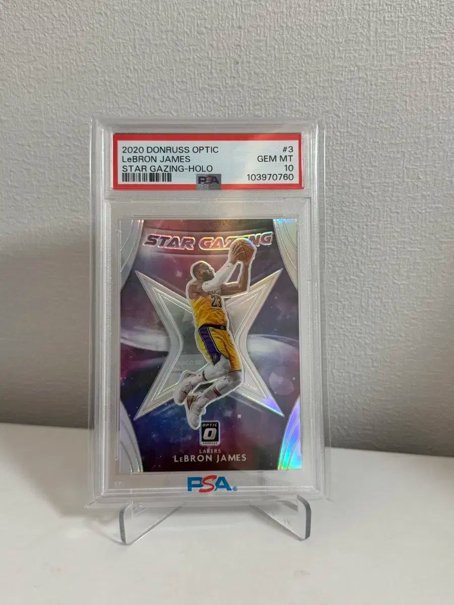 NBA 2020 donruss₍ドンラス) 光学 一人で LA Lakers レブロン ジェームス PSA 10