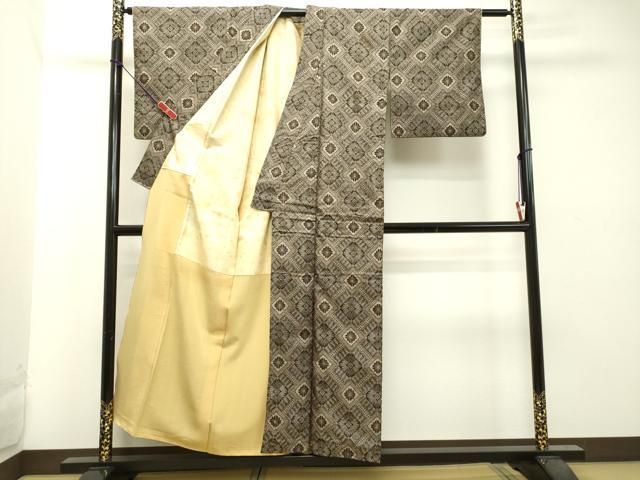 平和屋着物●希少　本場大島紬　龍郷絣　花菱文　正絹　逸品　DAAT1294tw 平和屋着物○希少 本場大島紬 龍郷絣 花菱文 正絹 逸品 DAAT1294tw