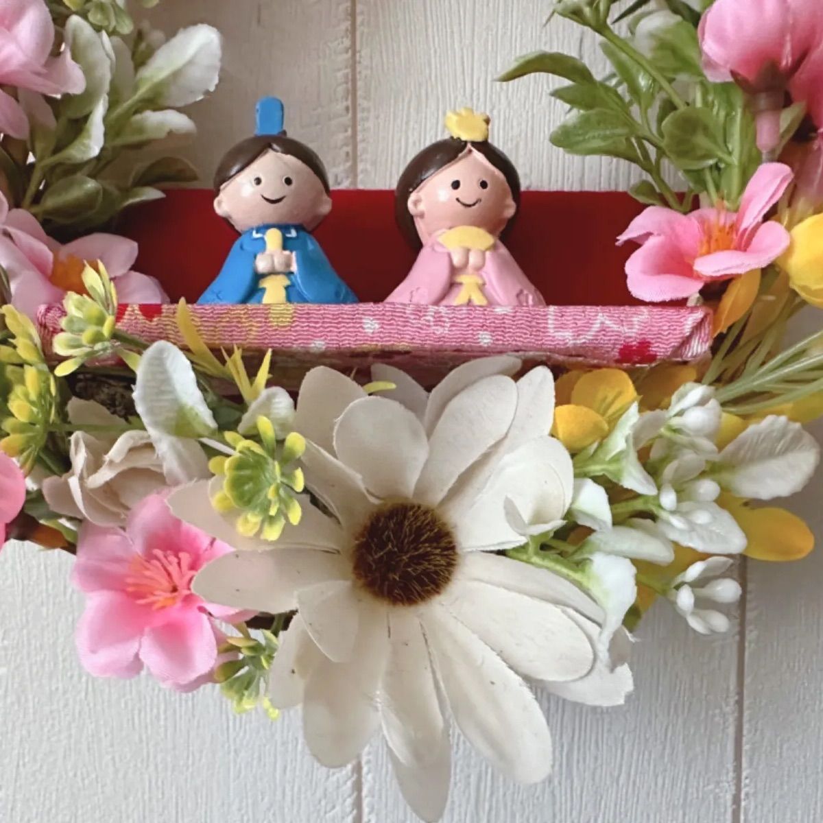 おひな様リース (直径約22cm) ひな祭りリース 雛人形リース 桃の花 