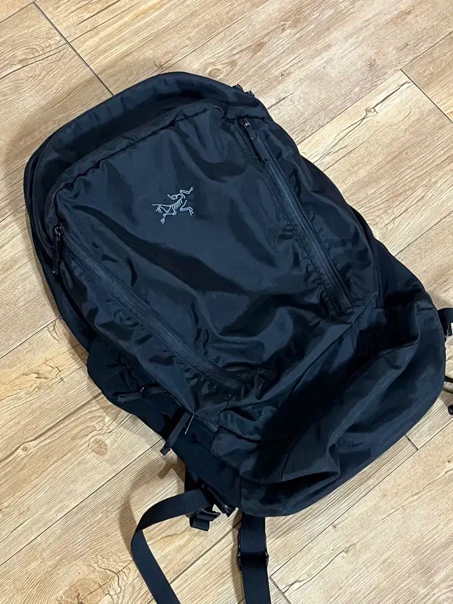 廃盤 ARC'TERYX mantis 26 ブラック バックパック 廃盤✨ ARC´TERYX