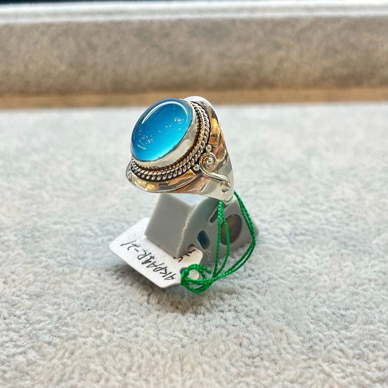 カルセドニー シルバーリング VICENDA]フューシャピンクカルセドニーシルバーリング | KOBUNSHA