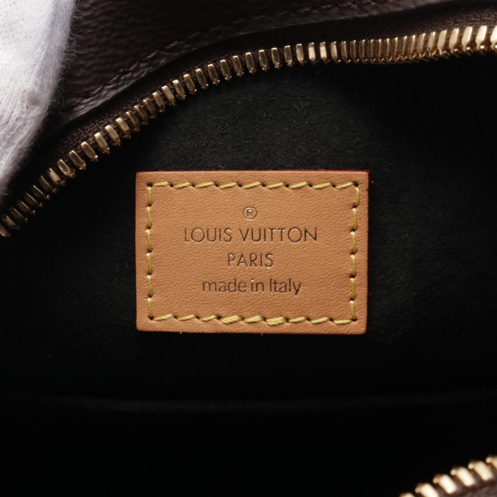 ルイ・ヴィトン LOUIS VUITTON ショルダーバッグ ボワット シャポー 