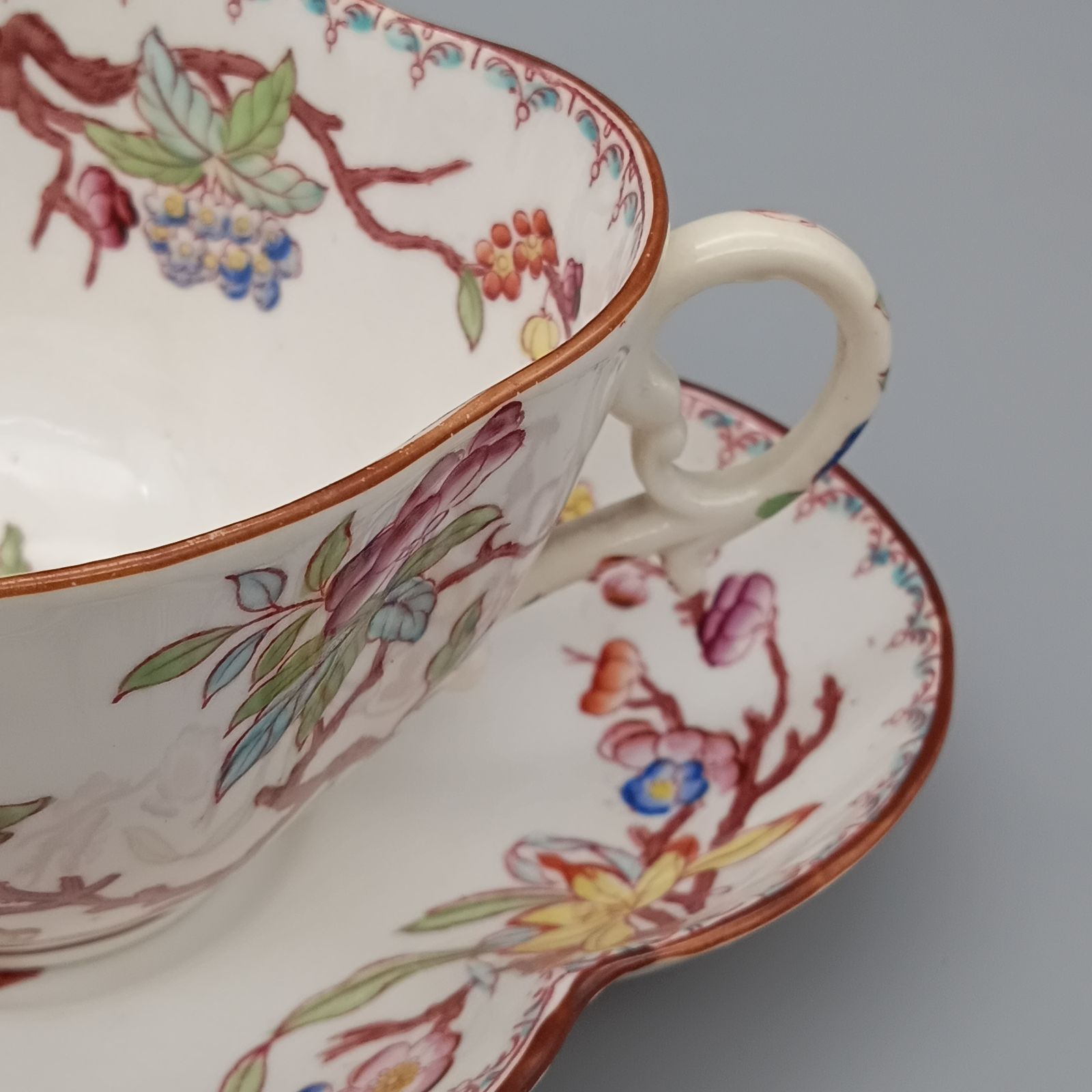 品質100％ 保証！ サルグミンヌ ミントン 花型 カップ＆ソーサー 1860～1922年製 SARREGUEMINES