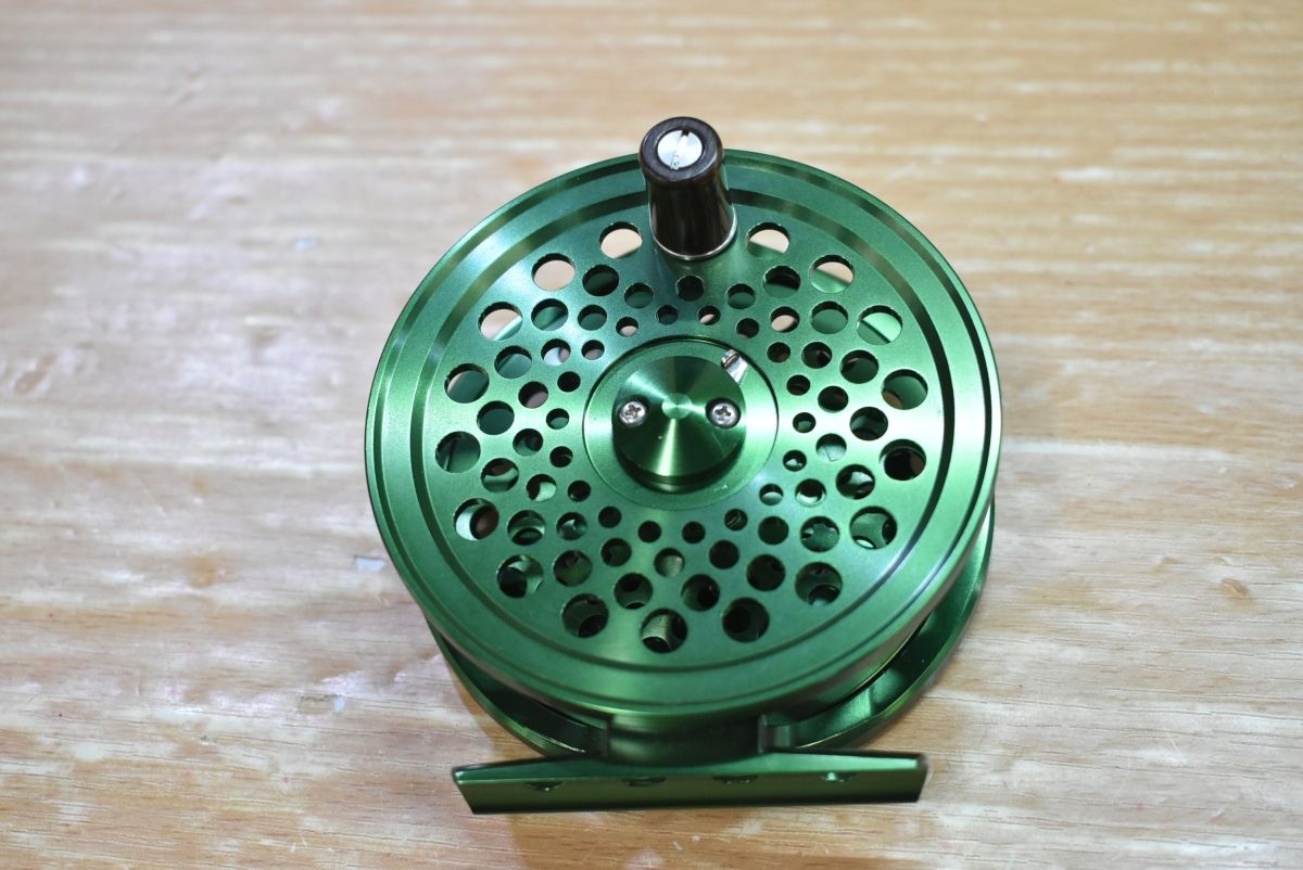 ミッチェル 8533 グリーン フライリール MITCHELL ニジマス トラウト フライ 釣り 等に