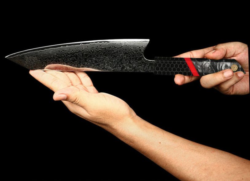 V金10号 ダマスカス包丁 ハニカム模様 ブラック柄 剣型 牛刀 三徳