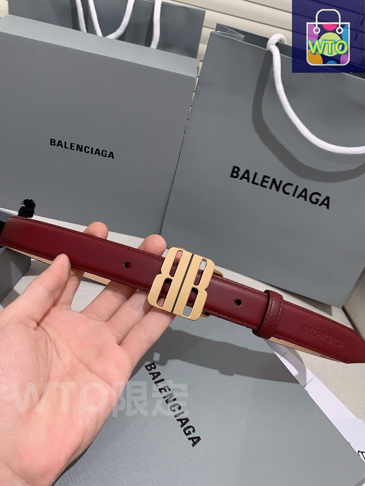 BALENCIAGA ピンク ベルト BALENCIAGA ベルト 黒・緑・ピンク