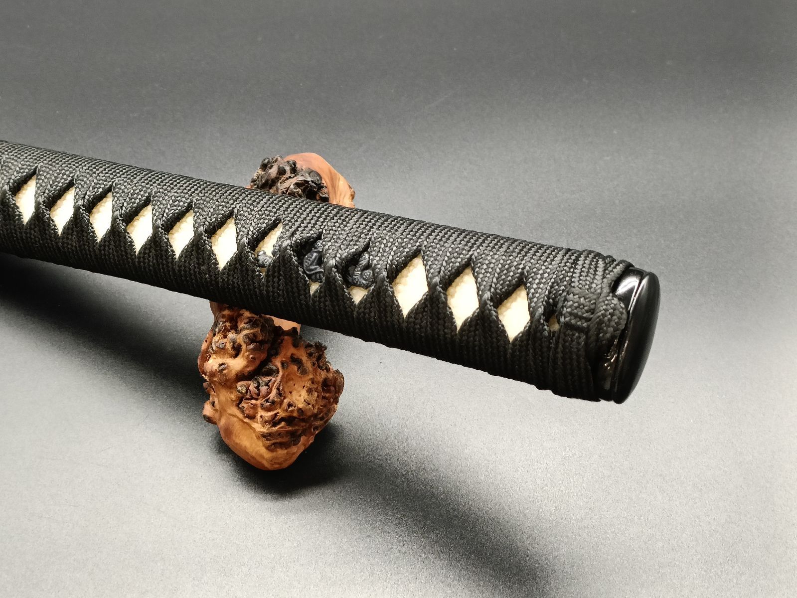 日本限定 日本刀柄 軍刀柄 全長約30CM 本鮫皮木柄目釘付 軍刀拵合金製 