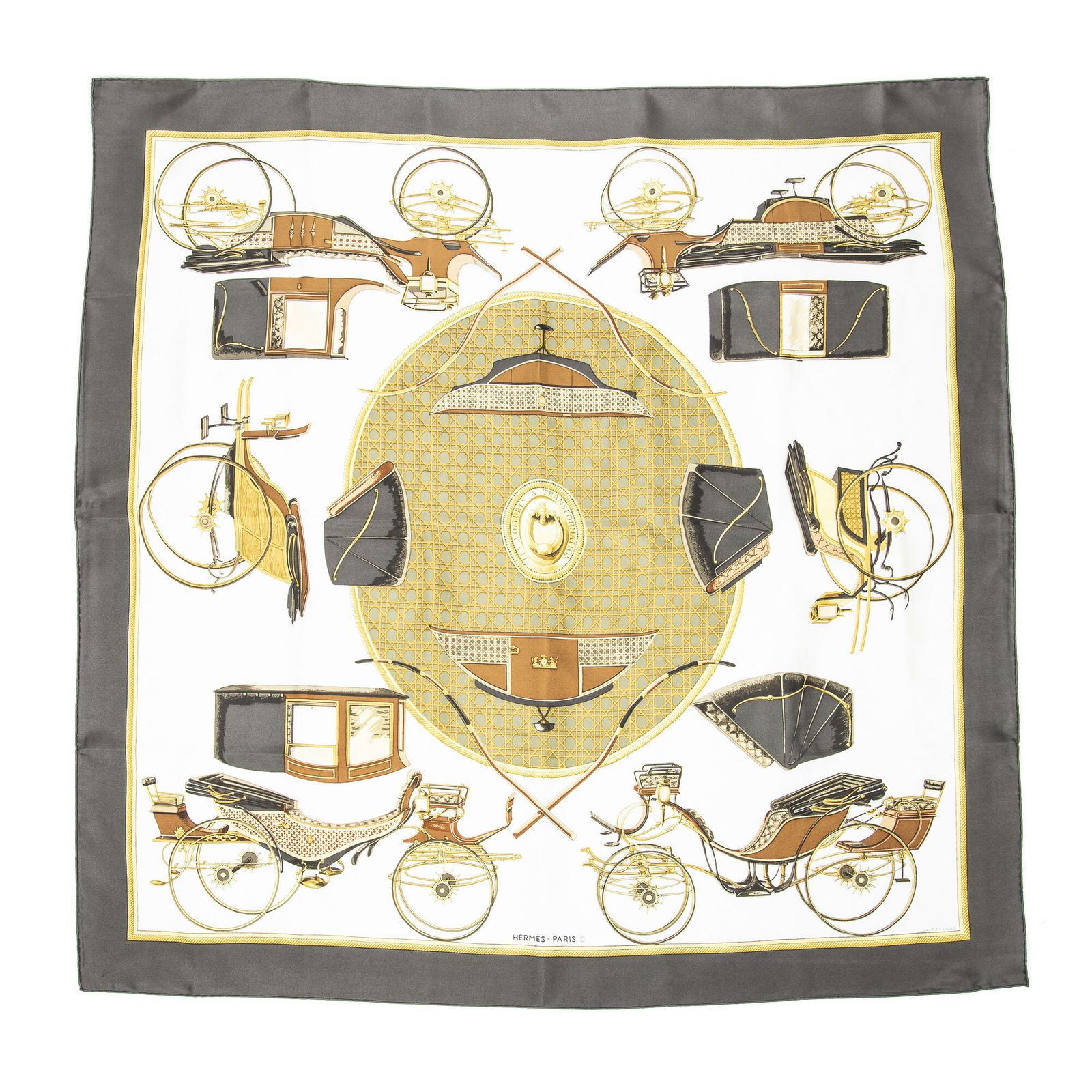 HERMES エルメススカーフダークグリーン アイボリー 金 ツイルシルクA