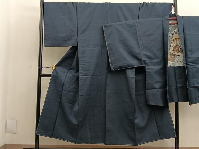 平和屋着物男性　本場大島紬　アンサンブル　亀甲文様　正絹　逸品　未使用　BAAM1985pm