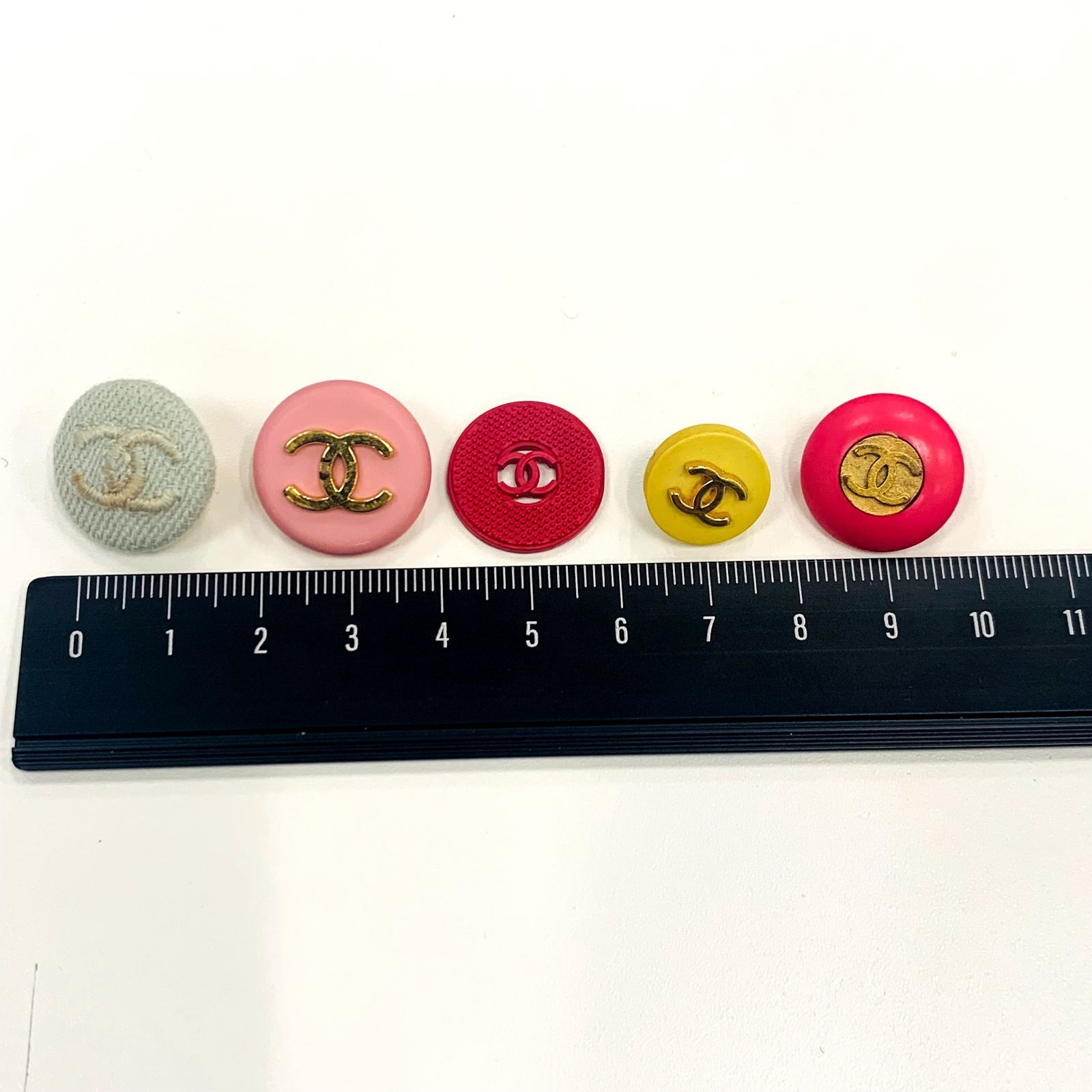 CHANELボタン5点セット