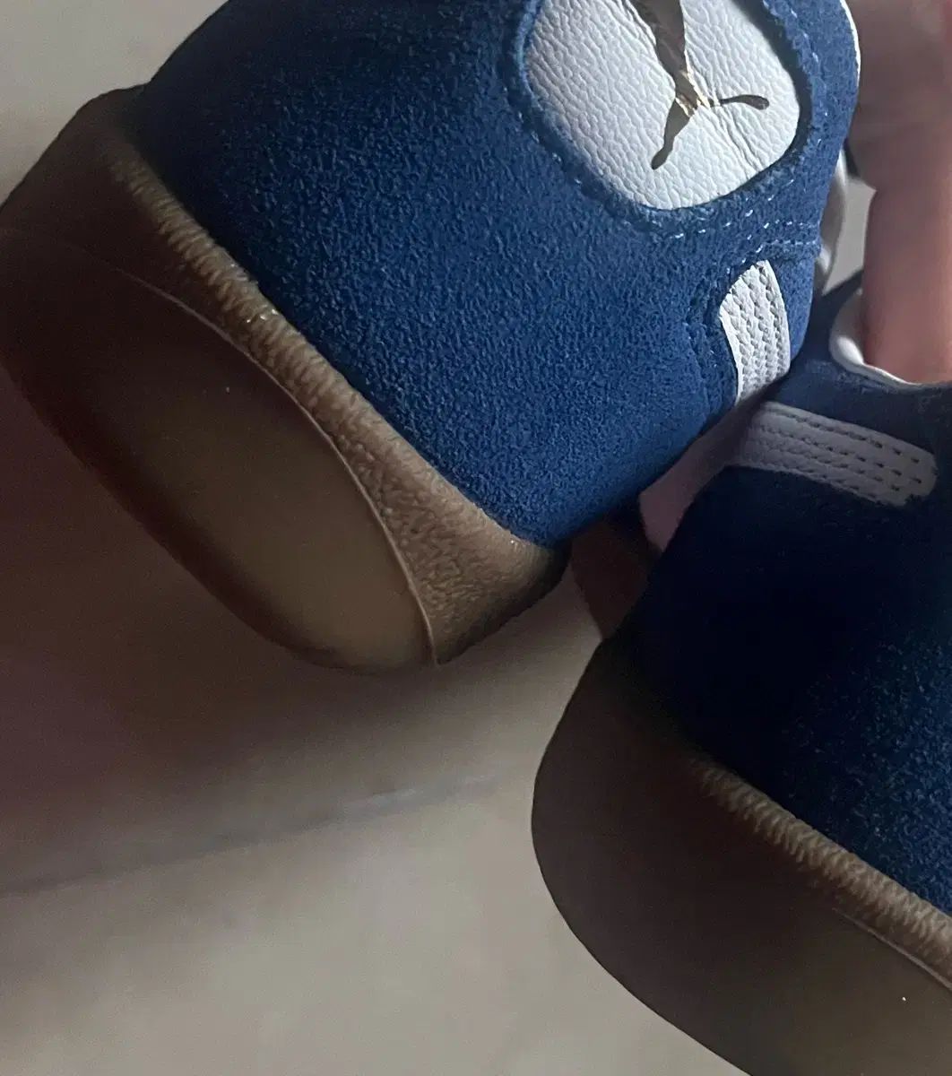 PUMA プーマ